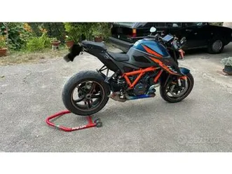 ktm 1290 super duke r