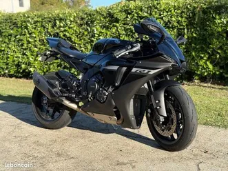 yamaha yzf r1