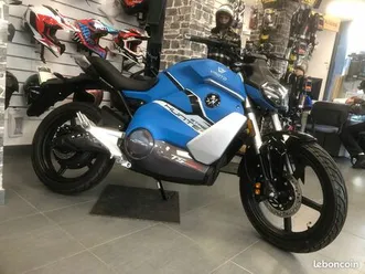moto électrique supersoco vmoto ts hunter pro équivalent 125