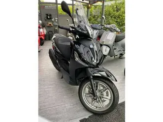 piaggio beverly 400