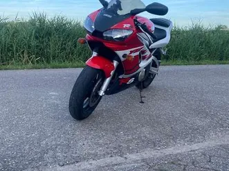 eerste bouw yamaha r6