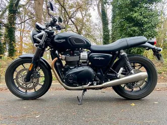 triumph street twin 900