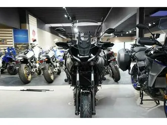 ② yamaha tracer 7 gt