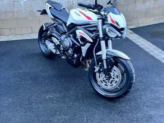 triumph street triple s a2