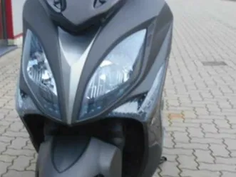 ② kymco xciting 400 cc injectie bwj 2015