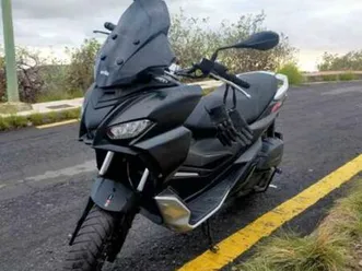 aprilia - sr gt 125