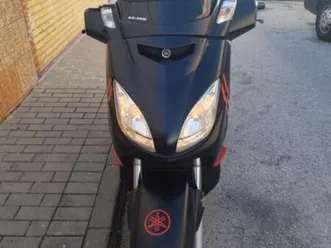 yamaha - x-max 250