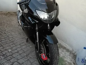 honda cbr 600 f4