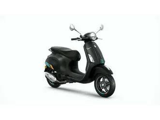 moto neuve: vespa sprint 50 s
