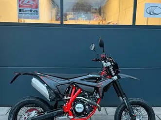 beta rr 4t 125 motard race schwarz