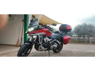 honda crossrunner - 2016