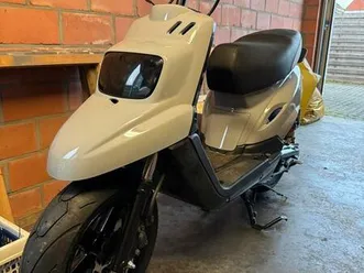 ② mbk booster project + extra onderdelen