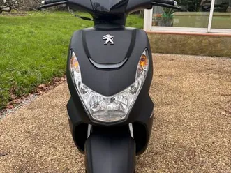 scooter kisbee noir mat