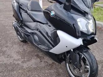 vend scooter bmw 650 gt