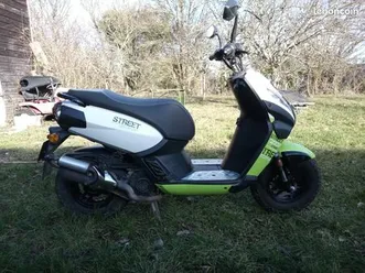 scooter peugeot streetzone