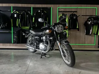 kawasaki w800 - w800 2025 800 cm3 | moto custom | 370 km | 37100 tours