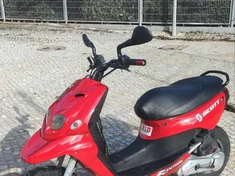 scooter peugeot 50 cc setúbal (são julião, nossa senhora da anunciada e santa maria da graça)
