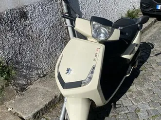 scooter ótima peugeot negociável bonfim