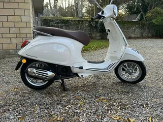 piaggio primavera 125