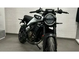 vendo husqvarna vitpilen 401 (2024 - 26) usata a maslianico (codice 9913261) - moto.it