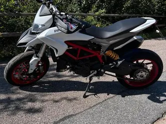 ducati hypermotard 939