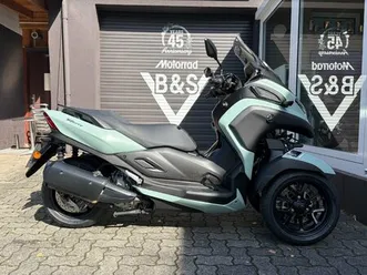 yamaha tricity 300