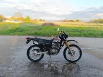 suzuki dr 125