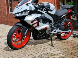 aprilia rs 457