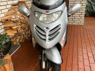 kymco grand dink 125 | tüv | neue reifen & bremse | topcase