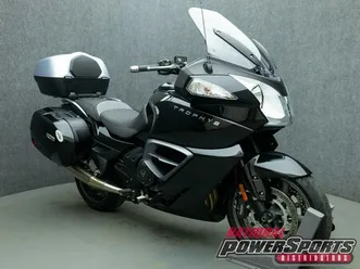 2017 triumph trophy se w/abs