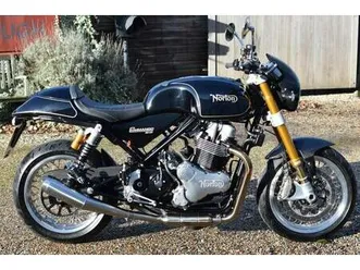 norton commando 961 sp (1 owner, 580 miles, carbon pack) 2024 24 reg