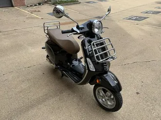 2018 vespa primavera 50