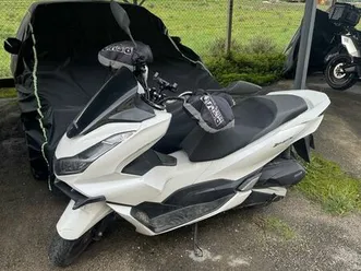 honda pcx 2022 14mil km venda do pinheiro e santo estêvão das galés