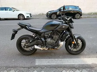 yamaha mt-07 - 2025