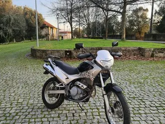 honda falcon nx400 viana do castelo (santa maria maior e monserrate) e meadela