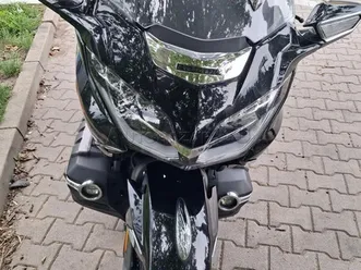 honda gl 1800 93kw manuál