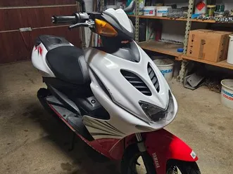 yamaha yq50 aerox r