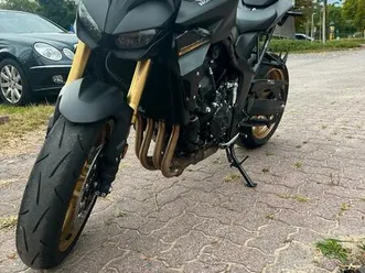 verkaufe meine neue honda cb1000 hornet sp