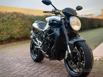 mv agusta brutale 920