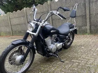 ② honda shadow 750