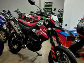 aprilia sx 125 anno 2022 km 7000 uniprò