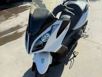 scooter kymco dinkstreet 2011