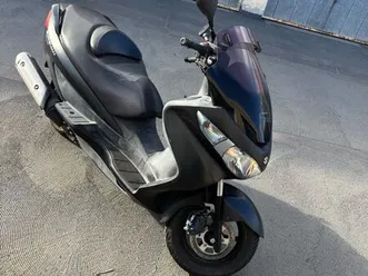 suzuki burgman 125 executive – 29 000 km – ct & révision ok