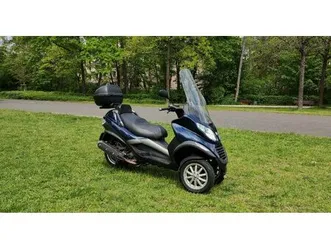 piaggio mp3 400