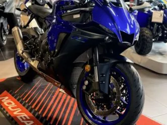 yamaha yzf 1000 r1 2023 1000 cm3 | moto sportive | 4 500 km | bleu | 69570 dardilly