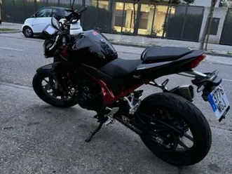 honda - cb750 hornet