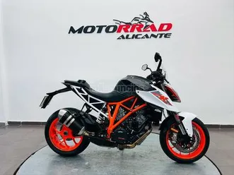 ktm - 1290 super duke r