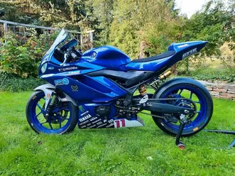 yamaha yzf-r3 - sturzfreies rennmotorrad