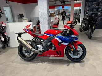 honda cbr1000rr-r fireblade *tageszulassung 01-26*