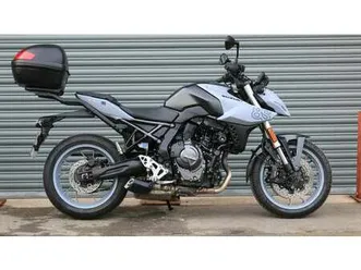 used suzuki gsx-8s for sale in chesterfield